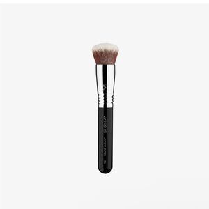 Sigma Beauty Black and Brown Round Kabuki Makeup Brush F82